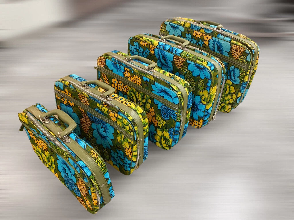 HausOfRex 70s Floral Print Nested Suitcase Set By Bantam Travelware (set Of 5) 3 HausOfRex 70s Floral Print Nested Suitcase Set By Bantam Travelware (set Of 5)