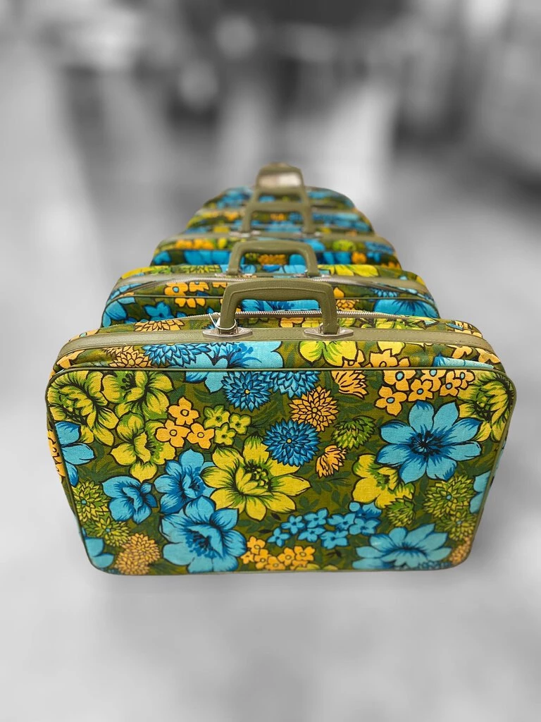 HausOfRex 70s Floral Print Nested Suitcase Set By Bantam Travelware (set Of 5) 4 HausOfRex 70s Floral Print Nested Suitcase Set By Bantam Travelware (set Of 5)