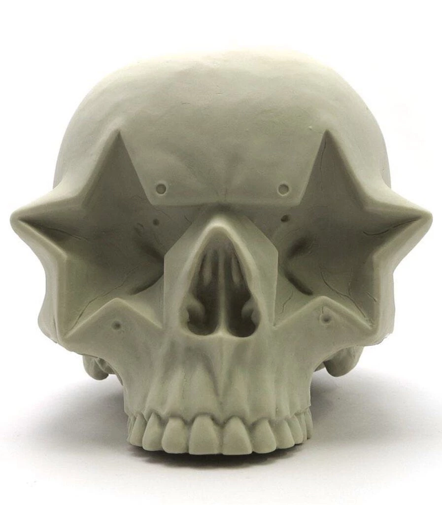 HausOfRex Star Skull By Ron English Looking Playing Loving 1 HausOfRex Star Skull By Ron English Looking Playing Loving