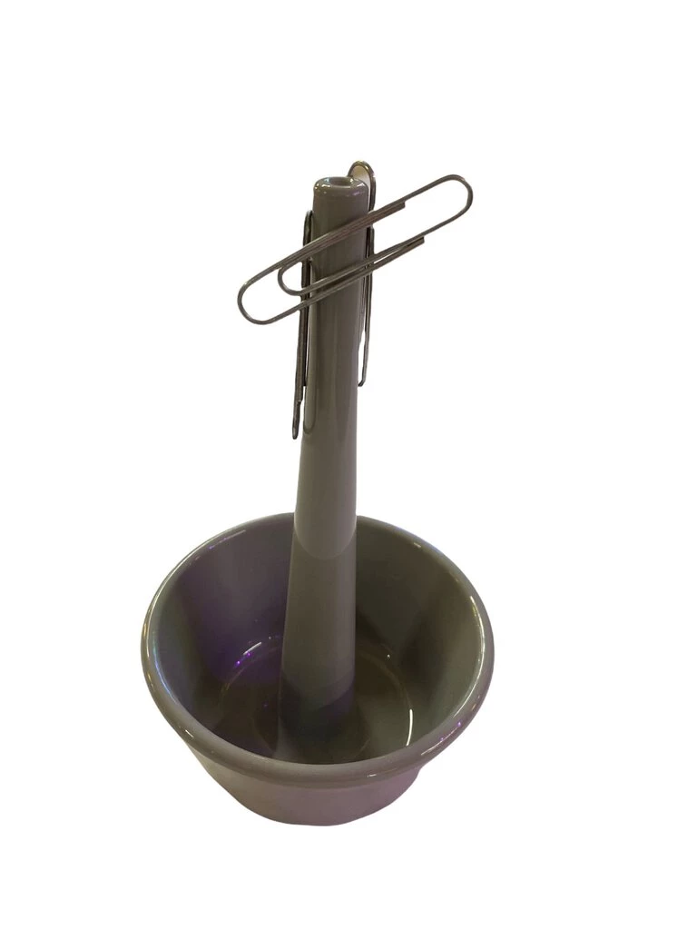 HausOfRex Alessi Desk Objects By Khodi Feiz "Clip Tree" Gray (2001) 1 HausOfRex Alessi Desk Objects By Khodi Feiz "Clip Tree" Gray (2001)