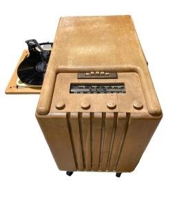 HausOfRex Looking Playing Loving Vintage Automatic Record Changer Model RC120