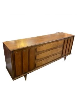Sleeping Mid Century American Of Martinsville Dresser