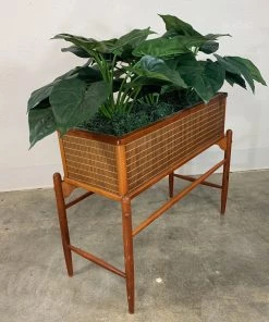 HausOfRex Looking Playing Loving Faarup Mobler Solid Rosewood Danish Modern Planter