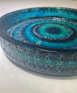 HausOfRex Looking Playing Loving Bitossi 'Rimini Blue' Large Ceramic Bowl By Aldo Londi (Italian) 5 HausOfRex Looking Playing Loving Bitossi 'Rimini Blue' Large Ceramic Bowl By Aldo Londi (Italian)